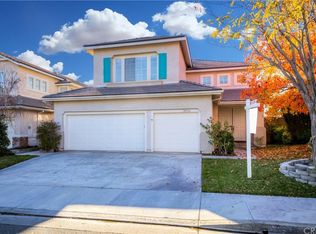 27531 Woodfield Pl, Santa Clarita, CA 91354