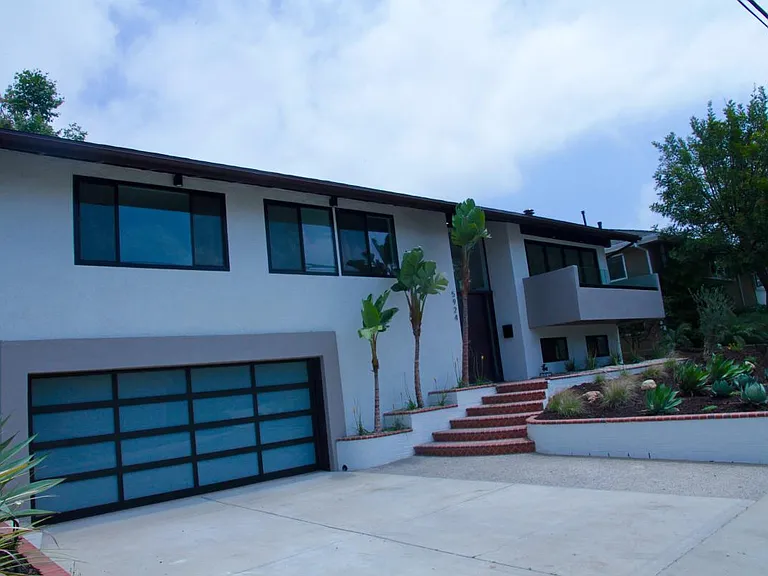 5924 Hill Rd — Photo 2