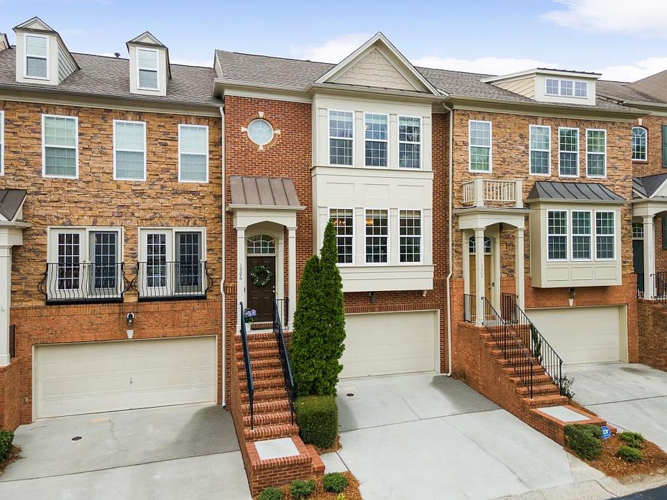 1st image of 1506 Wehunt Cir SE #17
