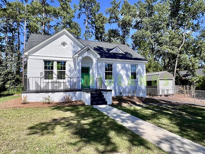 2 bed, 1.0 bath, 1000 sqft, $1,900 — Photo 2