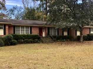 2317 Riverhill Dr, Valdosta, GA 31602