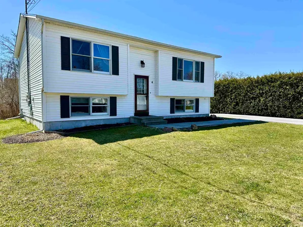 4 Guyette Circle, St. Albans City, VT 05478