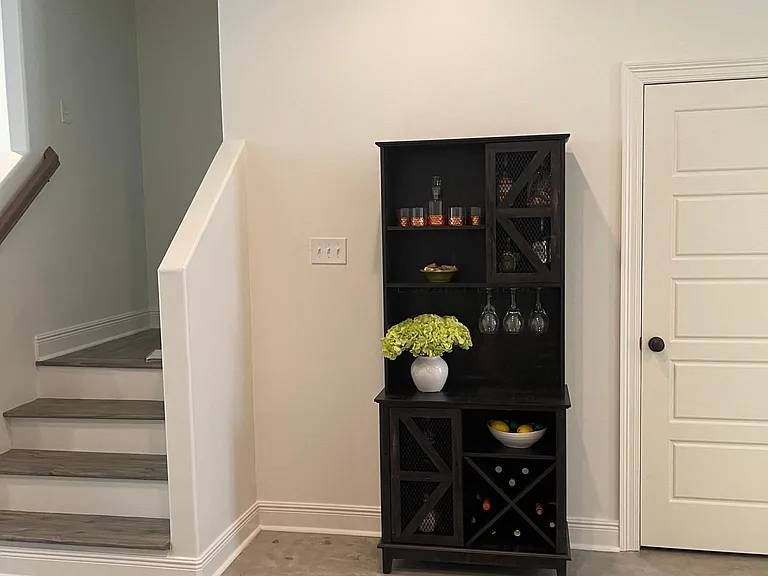 721 Almonaster Rd — Photo 16