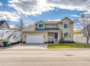 600 Fairway Dr, Gillette, WY 82718