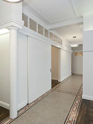 Sold by Sotheby's International Realty | media 23