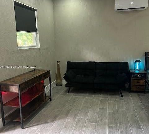 3rd image of 8981 Andora Dr
