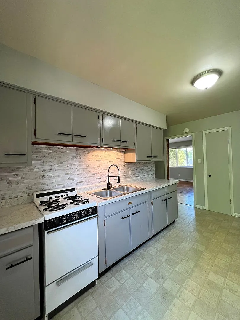 Renovated 1 bed 1 bath near Downtown Lexington! — Photo 2
