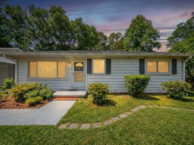 818 Lynn Rd, Durham, NC, 27703