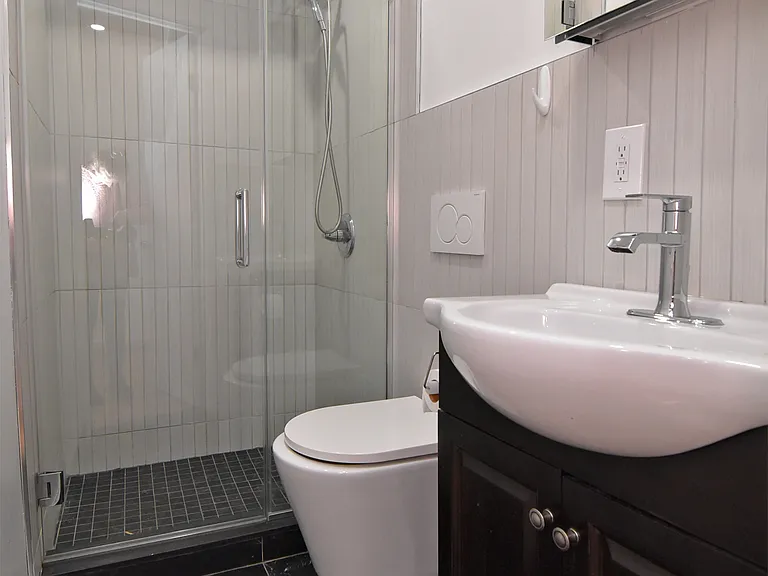 87 Attorney St #1B — Photo 9
