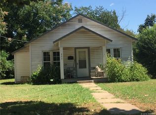 423 S Grand Ave, Okmulgee, OK 74447