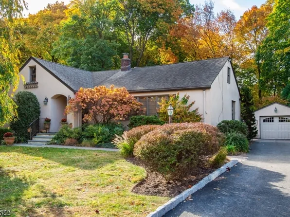348 Cedar Ave, Ridgewood Village, NJ 07450