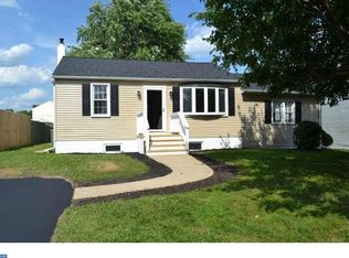 207 Smalleys Dam Rd, Newark, DE 19702
