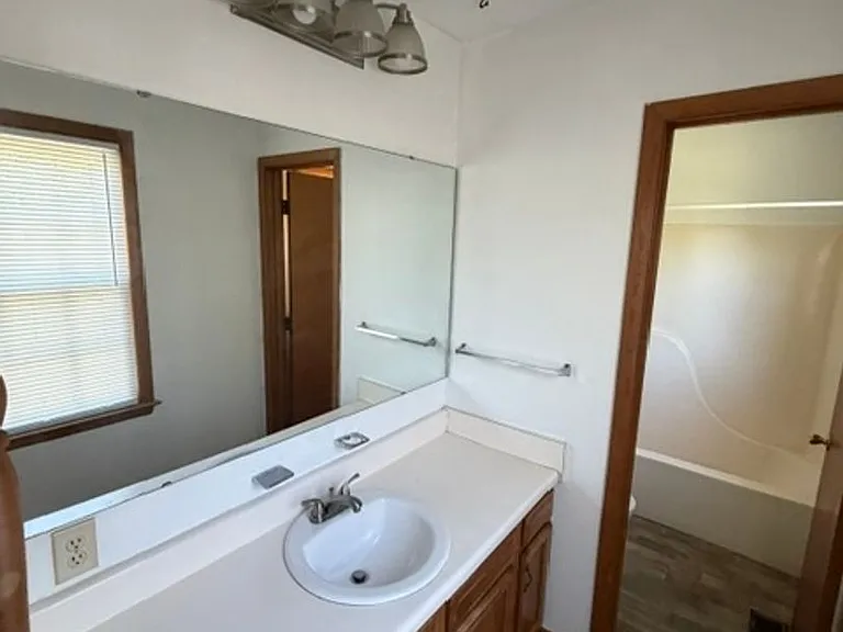 7796 Adrian Dr — Photo 9