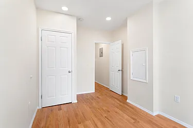 Rented by Safdie Realty Group