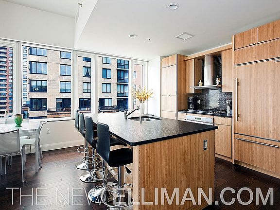 4th image of 70 Little St W #11E
