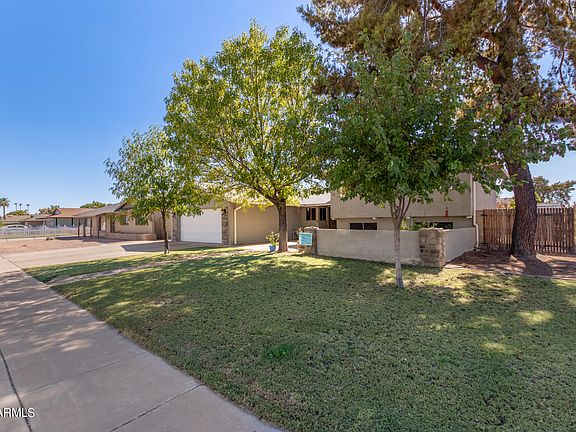 3rd image of 4506 S WILLOW Drive