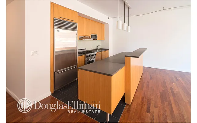 Rented by Douglas Elliman | media 25