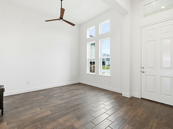 3rd image of 312 Aquamarine Way