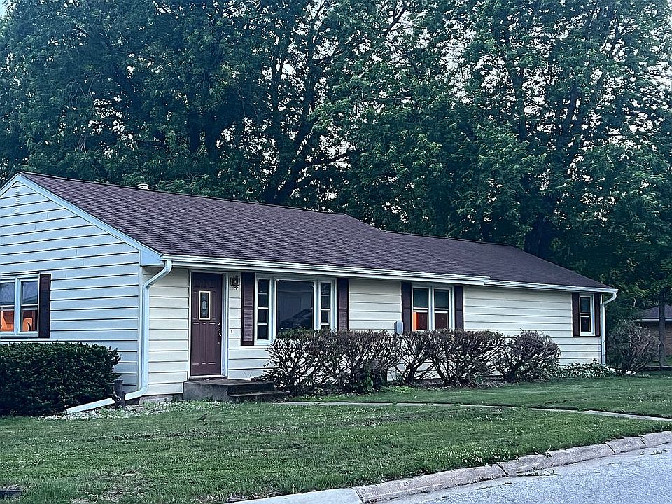1st image of 625 Willow St