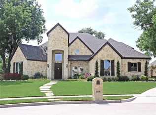 2209 Stone Hollow Dr, Rowlett, TX 75088