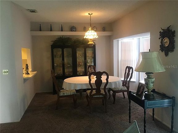 5th image of 8 Emerald Bay Dr