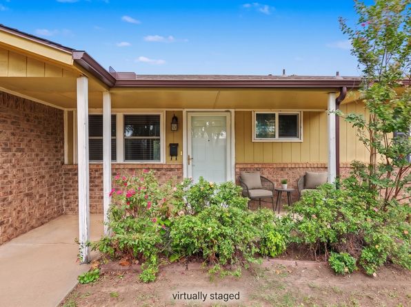 207 E Cherry Ave