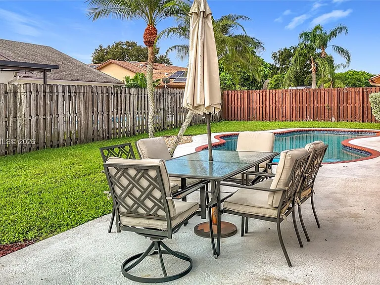 8060 NW 51st Ct — Photo 16