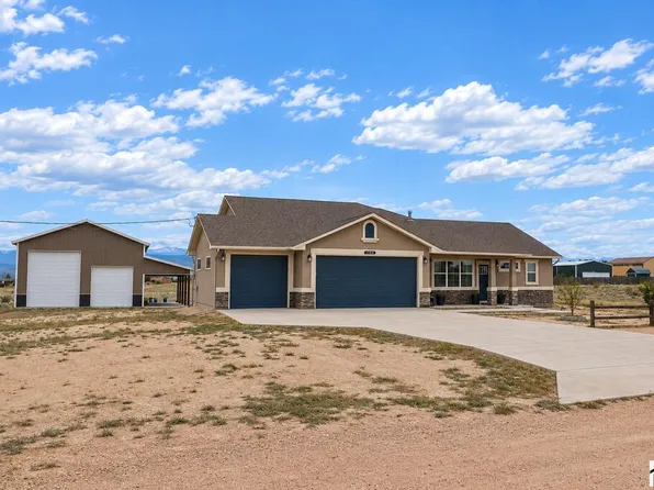 730 E Alameda Ct, Pueblo West, CO 81007