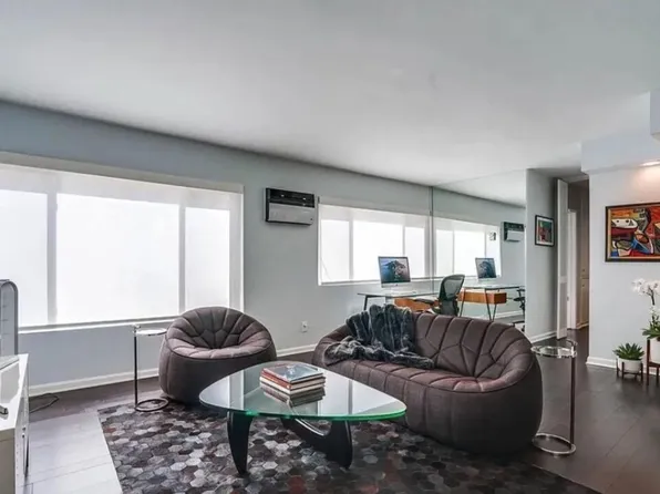 1233 N Flores St APT 104, West Hollywood, CA 90069