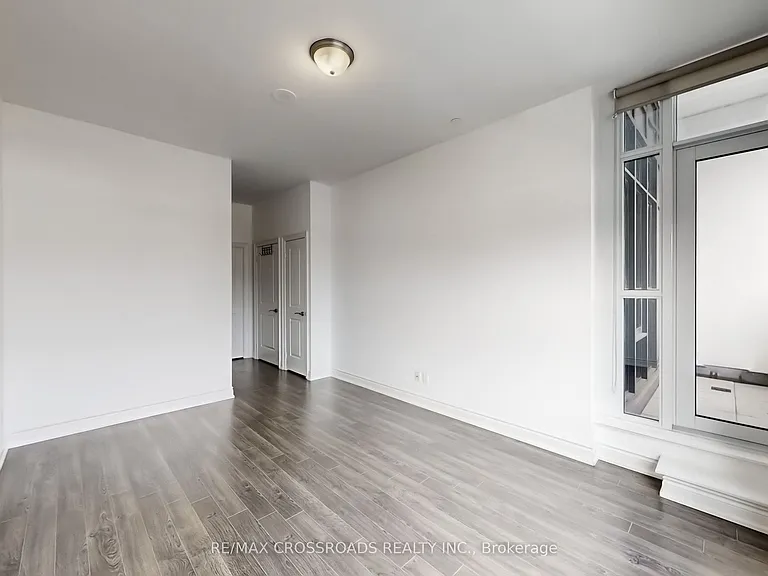 99 S Town Centre Blvd #109 — Photo 24