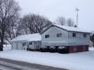 25 N Graf Rd, Caro, MI 48723