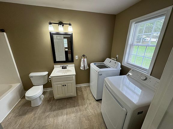 first floor full bath/laundry