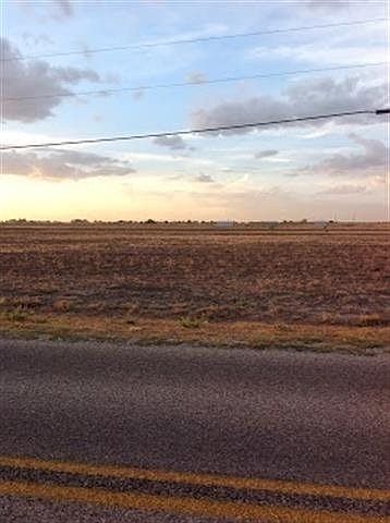 1st image of 10 W Kansas St