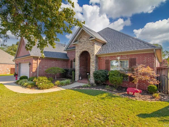 1500 S Beach St, Conway, AR 72034