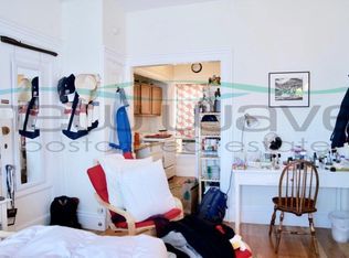 47 W Cedar St APT 7, Boston, MA 02114