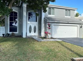 5313 NW 55th Ter, Pompano Beach, FL 33073