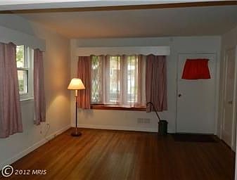 2nd image of 653 Kennedy St NE