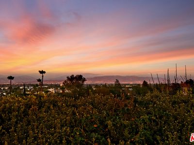 4141 Knobhill Dr, Sherman Oaks, CA, 91403