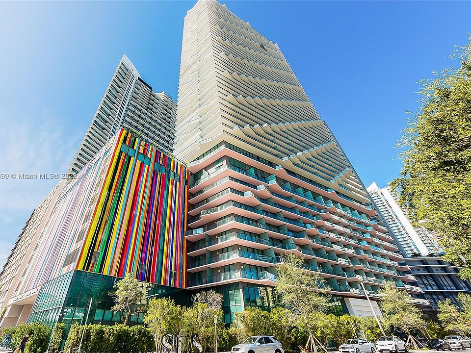 SLS Brickell