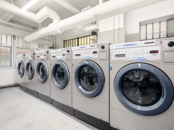 200 West 20th Street image 15 of 18