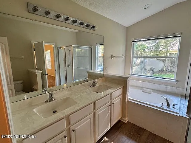 14758 Fern Hammock Dr — Photo 13
