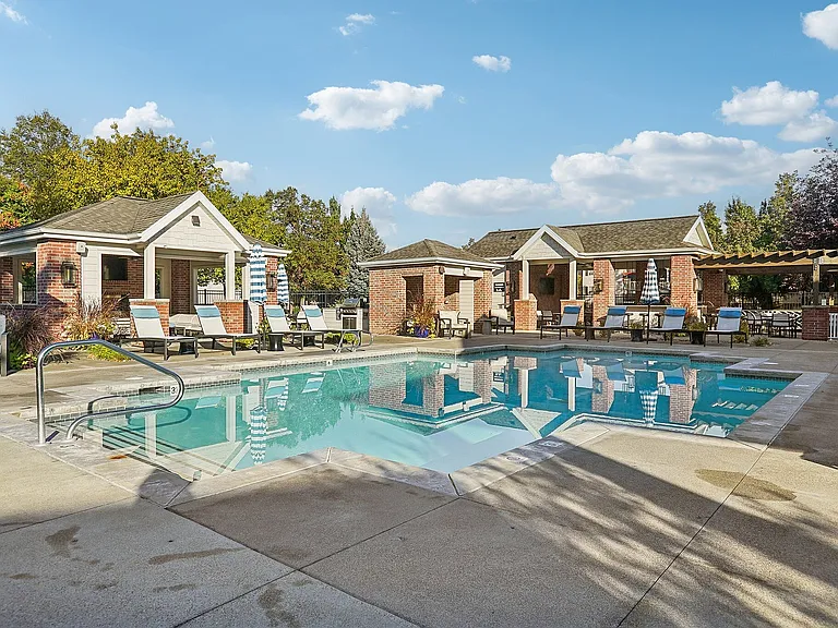 Pool 1