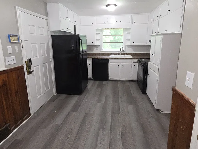 3224 Wesley Chapel Rd — Photo 6