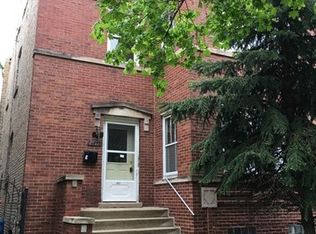4832 W Nelson St, Chicago, IL 60641