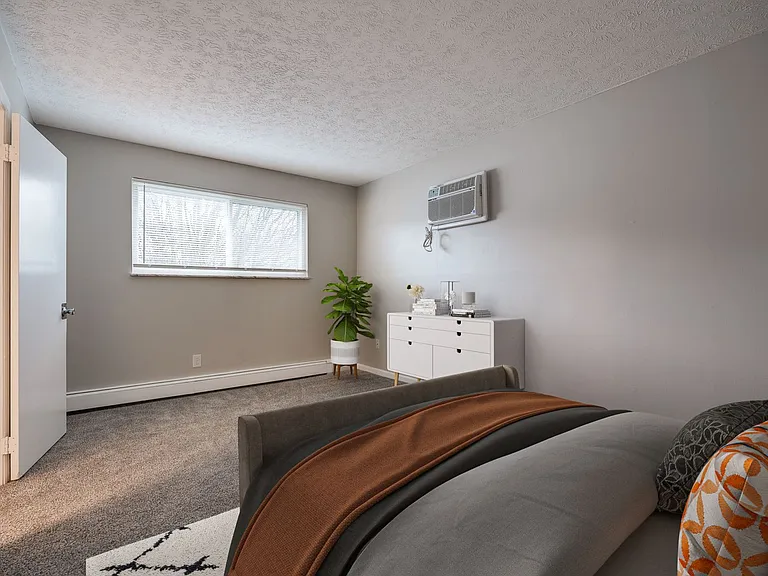Clearwater Apartments — Photo 21