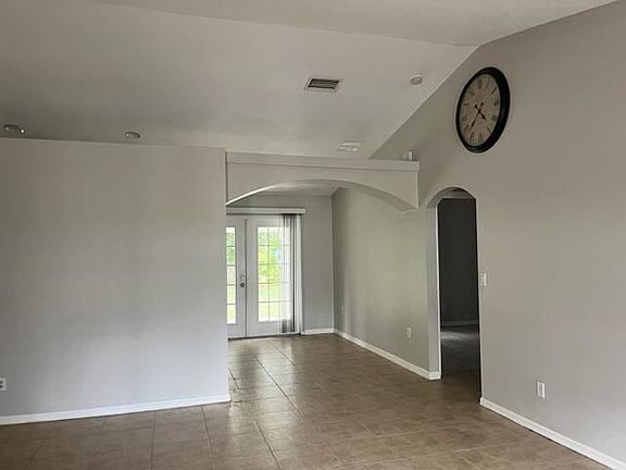 3rd image of 1649 SE Sandia Dr