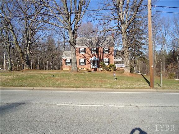 4th image of 3806 S Amherst Hwy