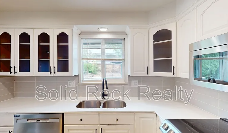 3660 Brentwood Ter — Photo 5