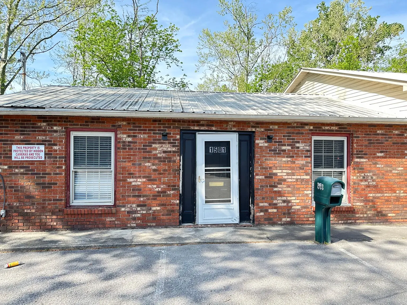 1501 Autumn Ave - 1 — Photo 2