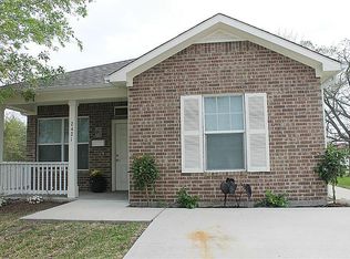 2421 9th Ave N, Texas City, TX 77590